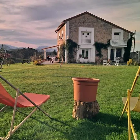 La Buganvilla En Udias Alojamiento Comillas Exterior foto