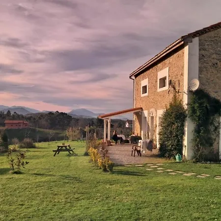 La Buganvilla En Udias Alojamiento Comillas Exterior foto
